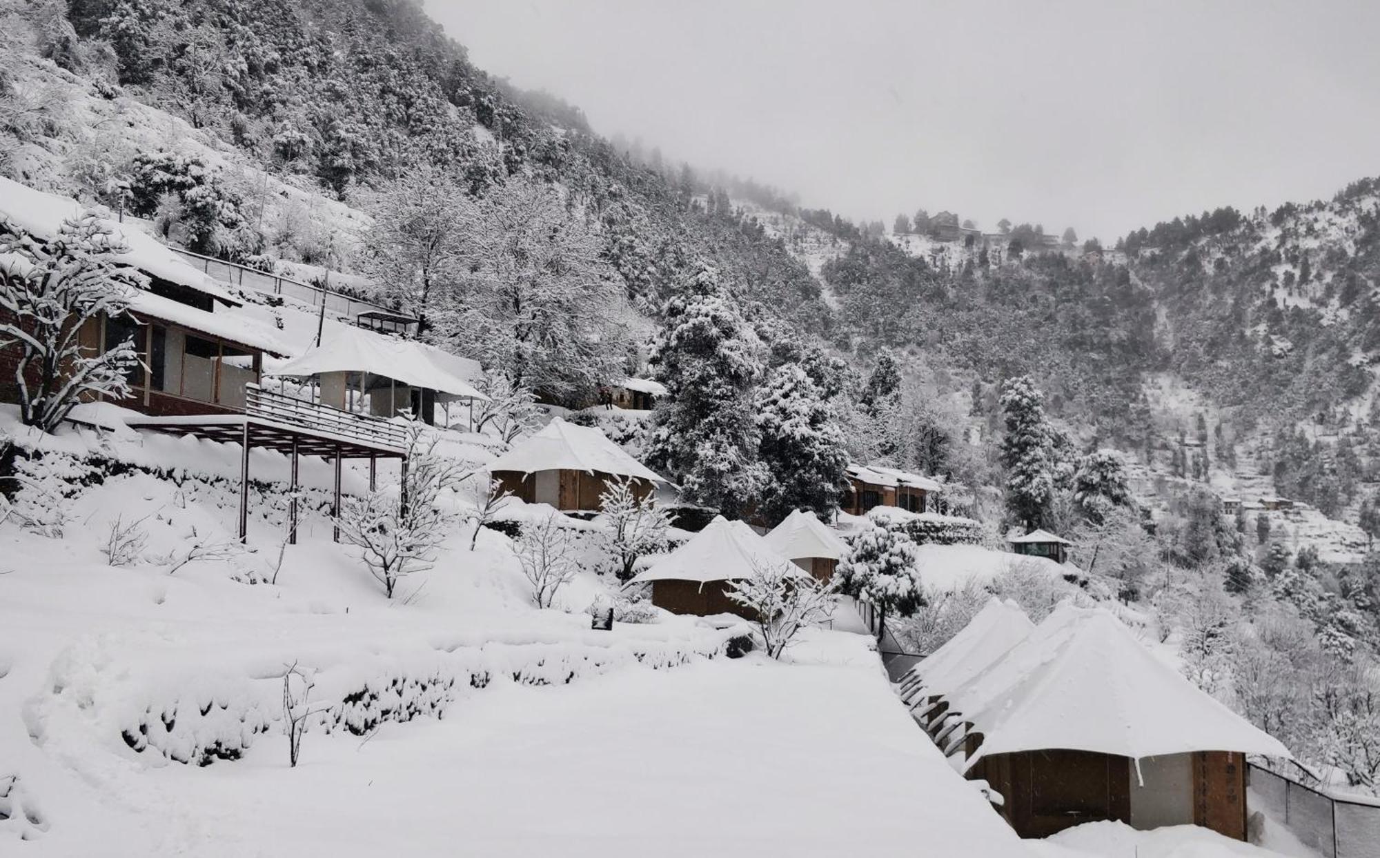 The Bugyal Hotel Kanatal Exterior foto